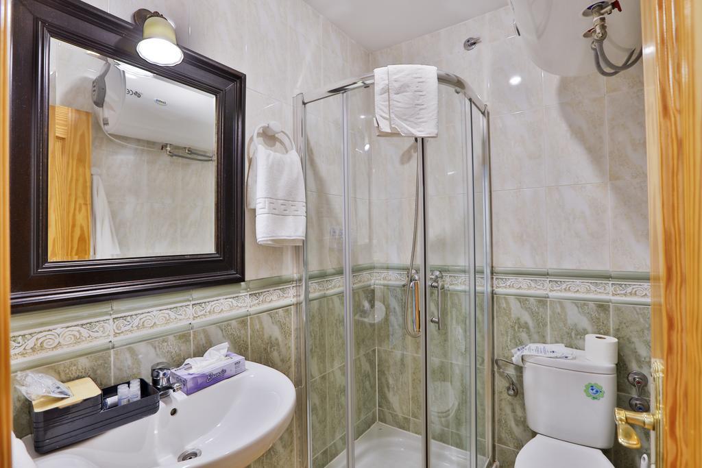 Apartamentos Castillo Касорла Екстер'єр фото